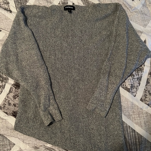 Express sweater - Picture 1 of 2